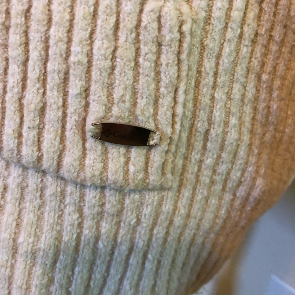 Sweater - Picture 3 of 7